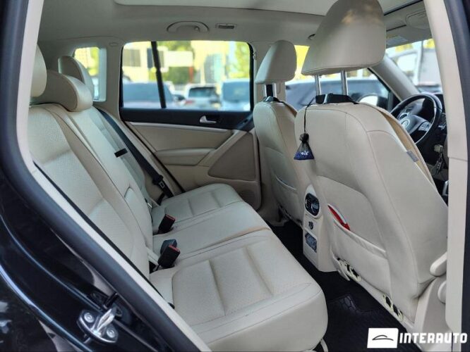 Volkswagen Tiguan 35 interauto-car