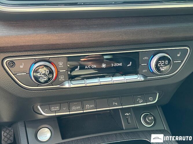 Audi Q5 Sportback 46 interauto-car