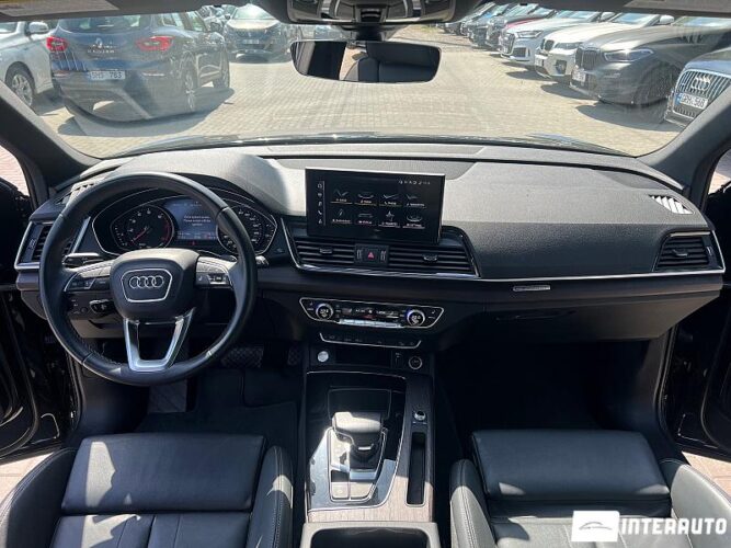 Audi Q5 Sportback 41 interauto-car