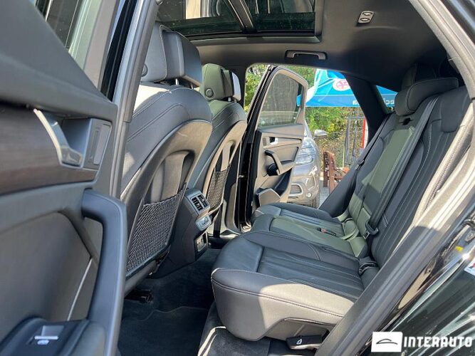 Audi Q5 Sportback 51 interauto-car