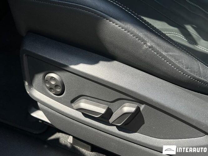 Audi Q5 Sportback 38 interauto-car