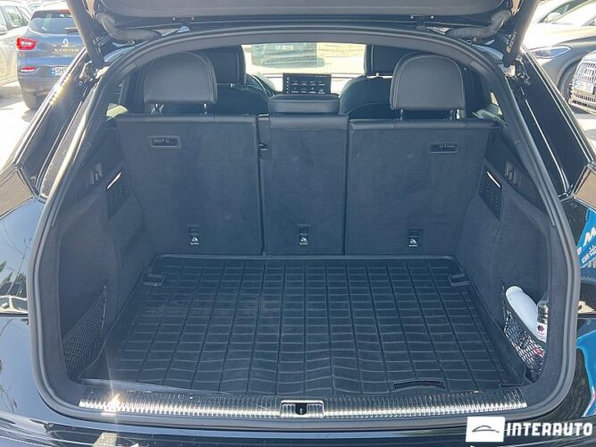 Audi Q5 Sportback 52 interauto-car