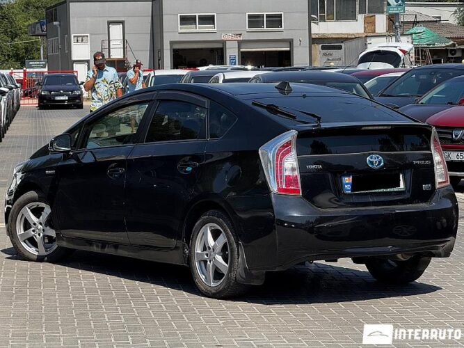 Toyota Prius 31 interauto-car