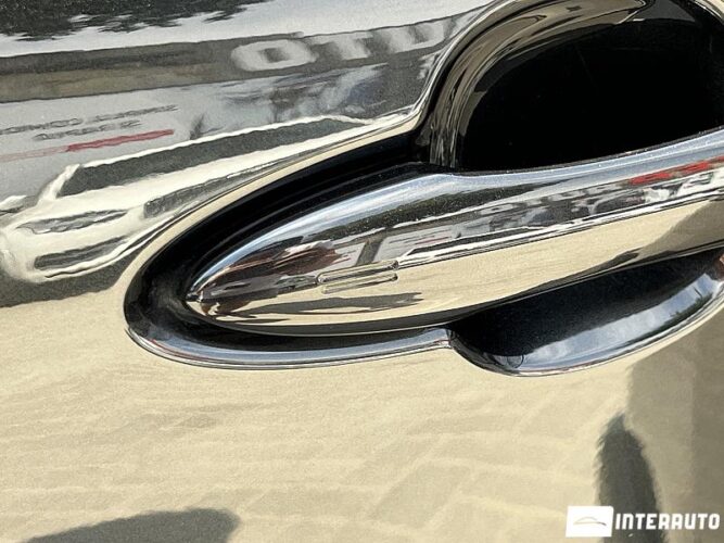 Toyota Venza 51 interauto-car