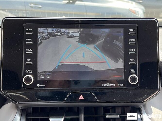 Toyota Venza 42 interauto-car