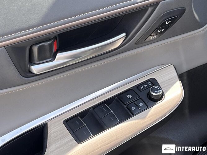 Toyota Venza 53 interauto-car