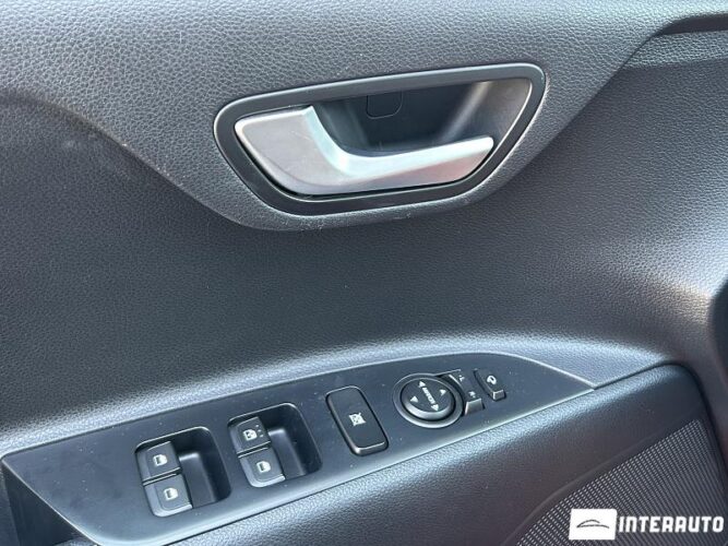 Kia Stonic 34 interauto-car