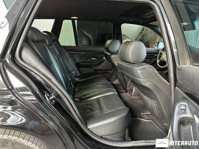 BMW 520 42 interauto-car