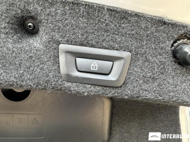 BMW 520 50 interauto-car