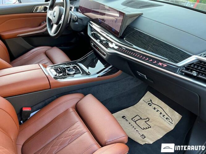 BMW X7 4.0d 45 interauto-car
