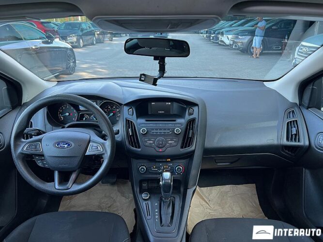 Ford Focus 36 interauto-car