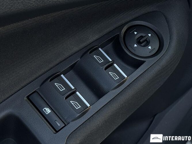 Ford C-MAX 46 interauto-car