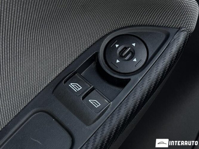 Ford Focus 45 interauto-car