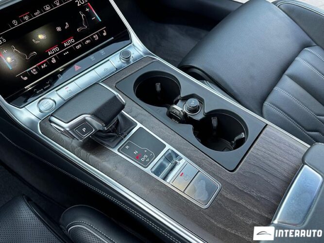 Audi A6 52 interauto-car