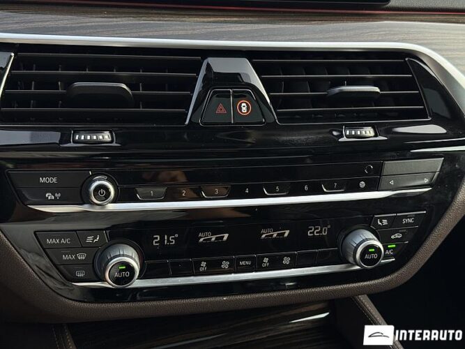 BMW 530e 47 interauto-car