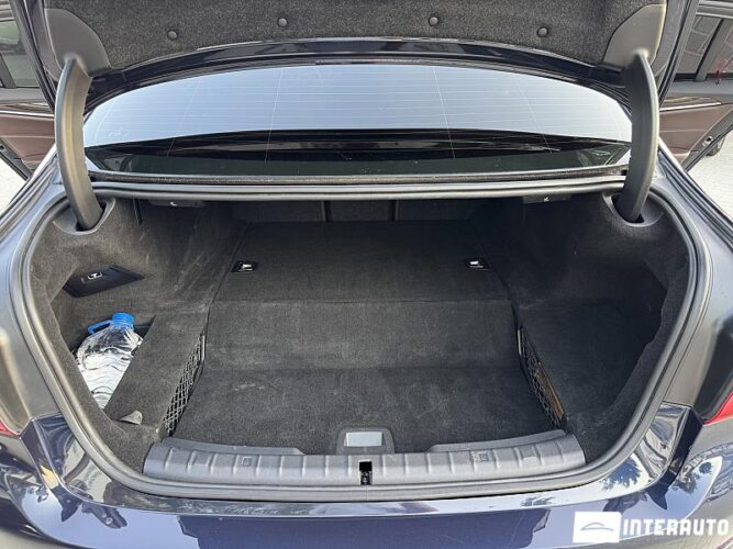 BMW 530e 59 interauto-car