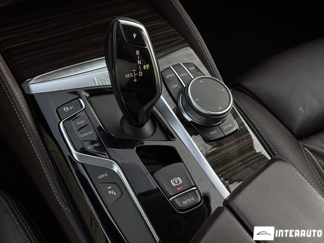 BMW 530e 46 interauto-car