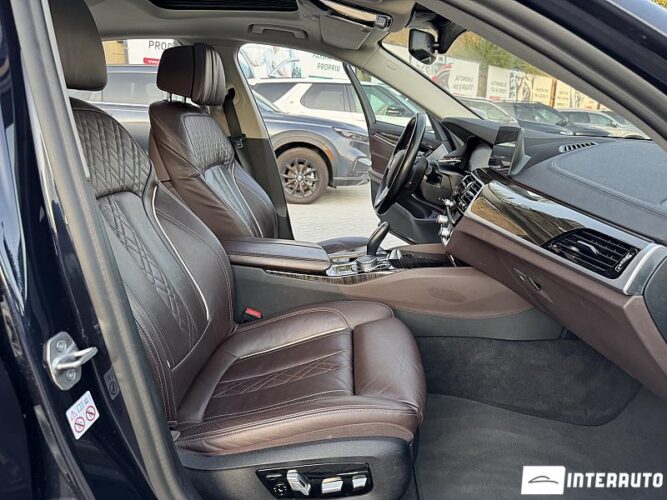 BMW 530e 51 interauto-car