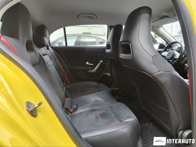 Mercedes A 35 AMG 40 interauto-car