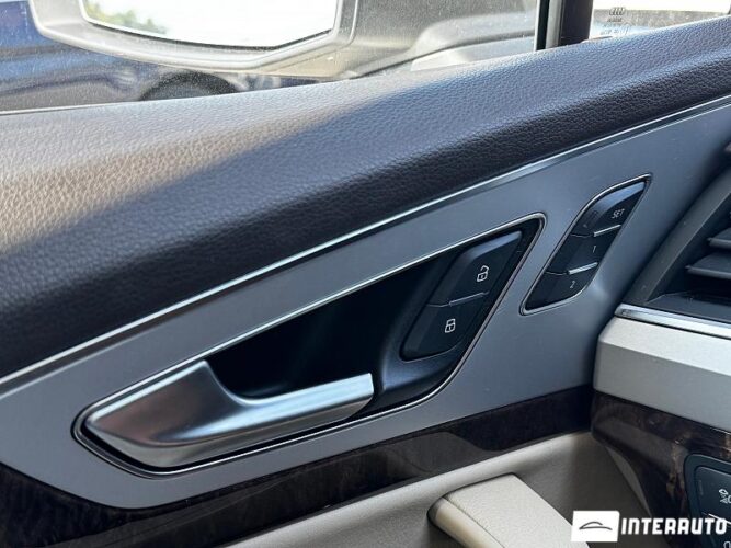 Audi Q7 56 interauto-car