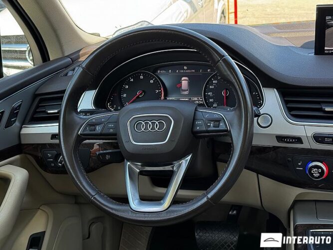 Audi Q7 46 interauto-car