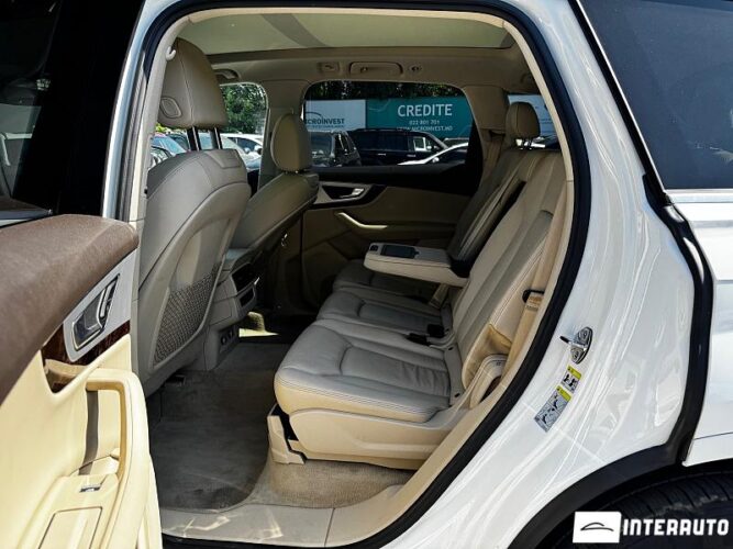 Audi Q7 59 interauto-car