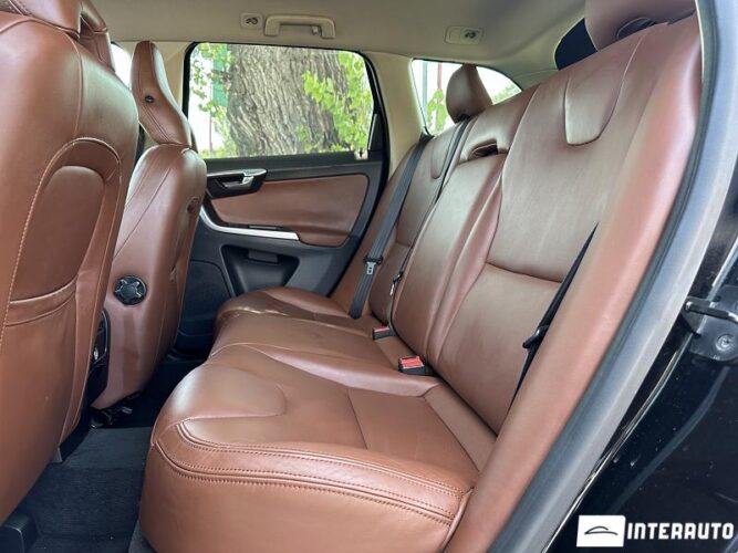 Volvo XC 60 40 interauto-car