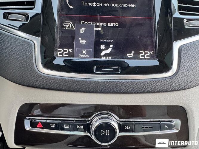 Volvo XC 90 46 interauto-car