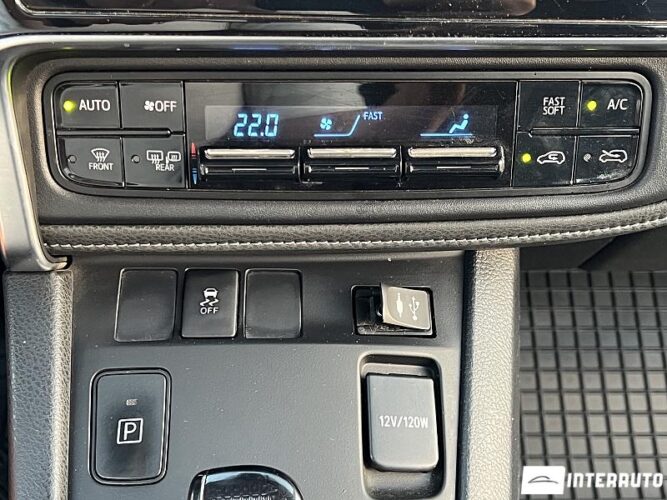 Toyota Auris 39 interauto-car