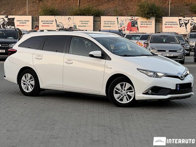 Toyota Auris 30 interauto-car