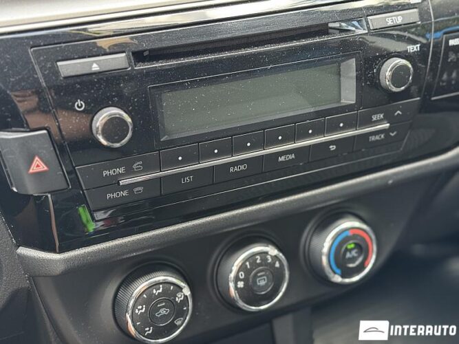 Toyota Corolla 37 interauto-car