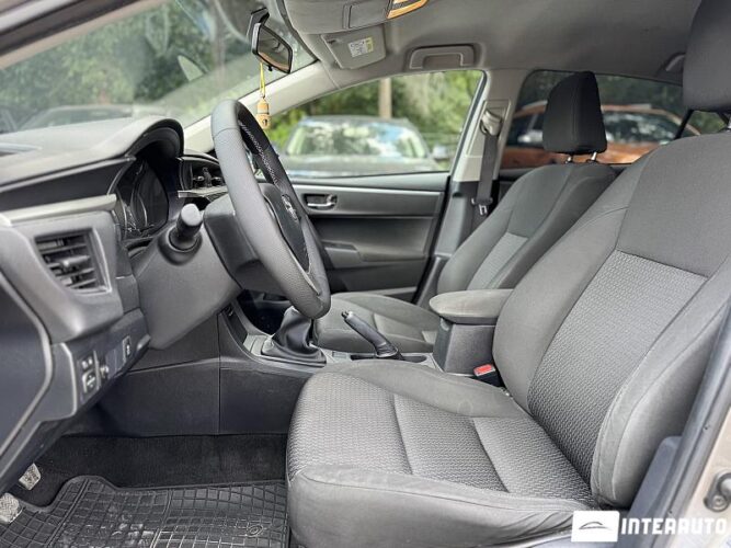 Toyota Corolla 32 interauto-car