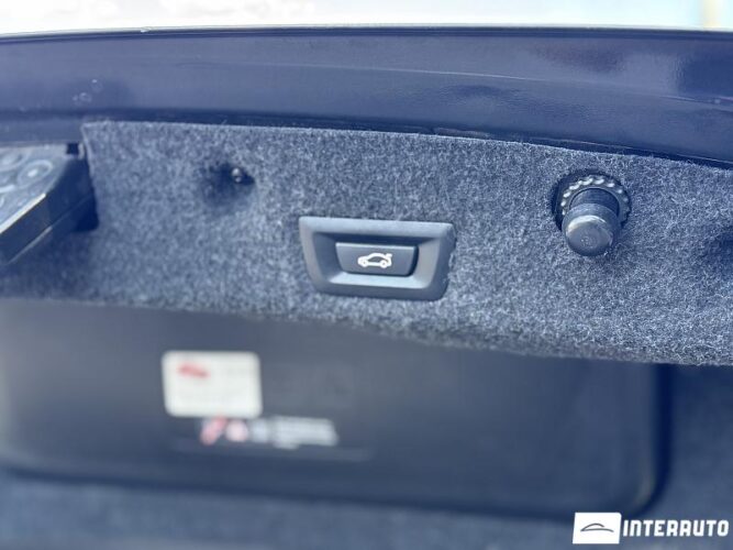 BMW 528 35 interauto-car