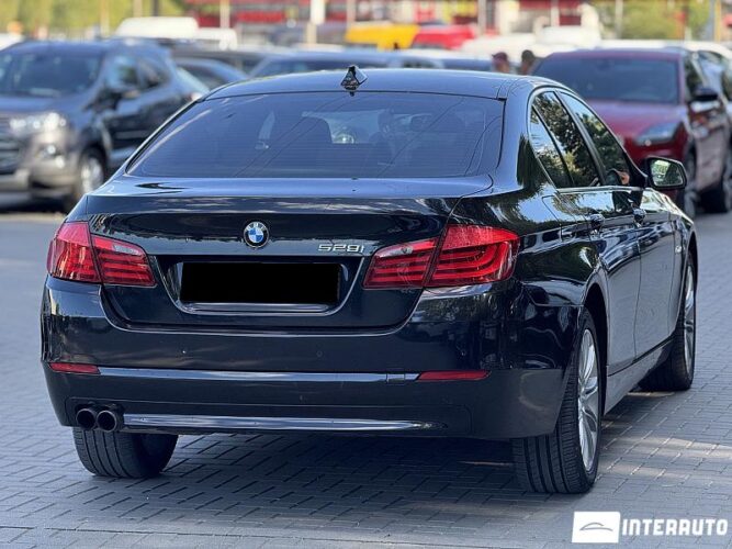 BMW 528 33 interauto-car