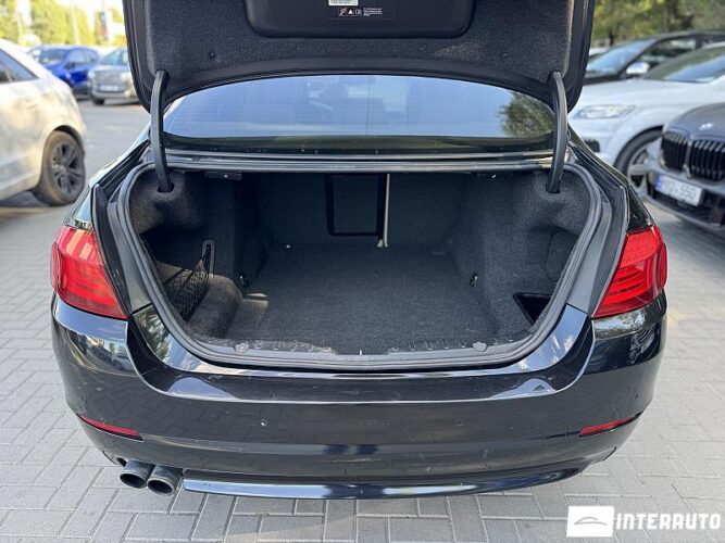 BMW 528 34 interauto-car