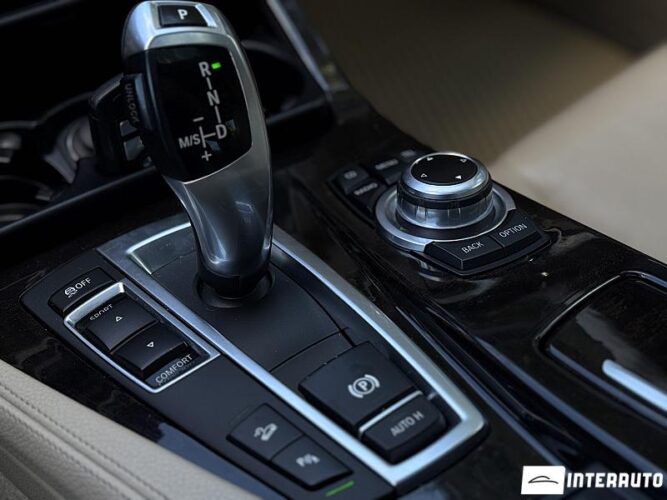 BMW 528 43 interauto-car