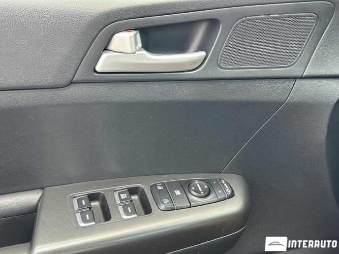 Kia Sportage 35 interauto-car