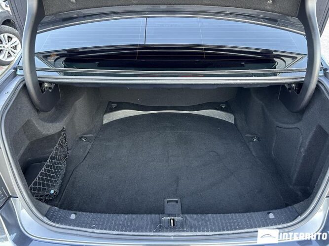 Mercedes E 220 4Matic 51 interauto-car