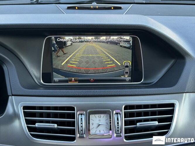 Mercedes E 220 4Matic 45 interauto-car