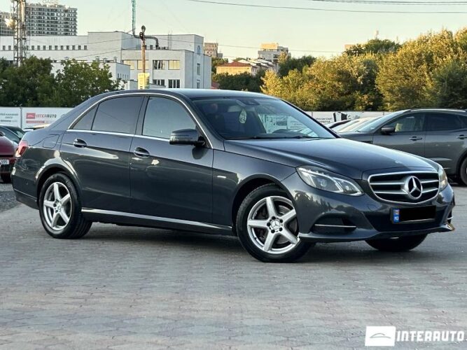 Mercedes E 220 4Matic 35 interauto-car