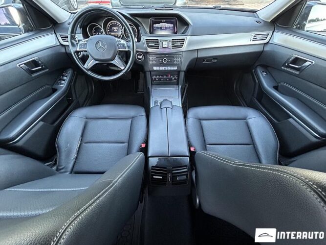 Mercedes E 220 4Matic 39 interauto-car