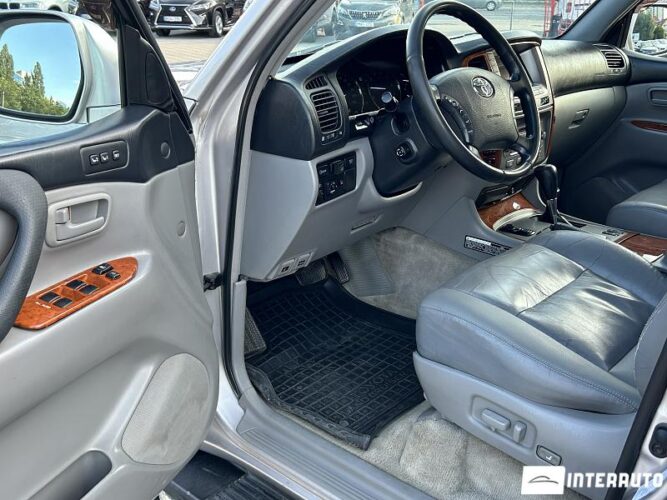 Toyota Land Cruiser 33 interauto-car
