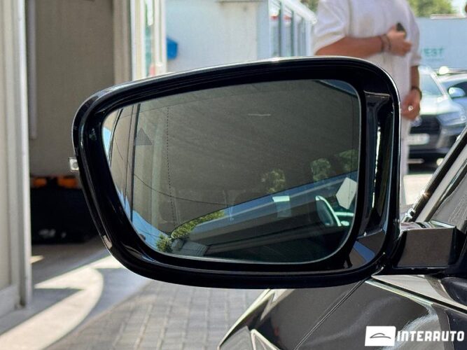 BMW 530e 43 interauto-car