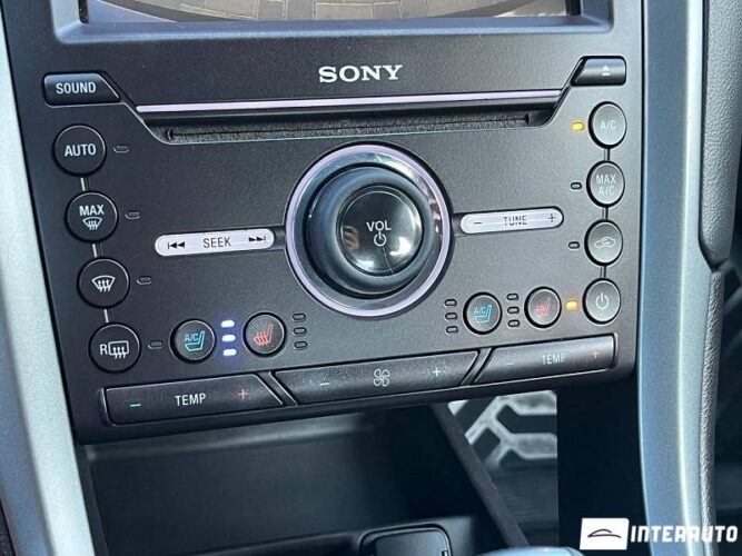 Ford Fusion 37 interauto-car