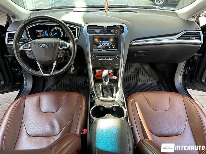 Ford Fusion 37 interauto-car