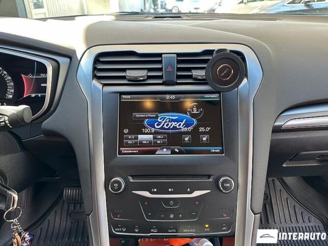 Ford Fusion 39 interauto-car