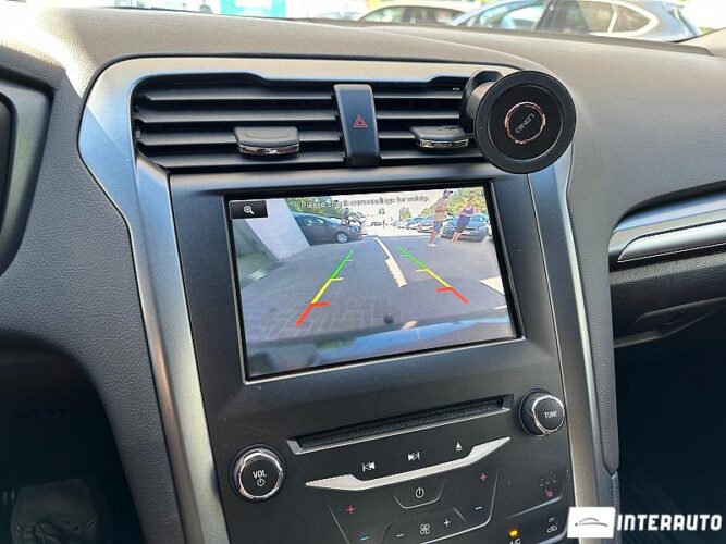 Ford Fusion 40 interauto-car