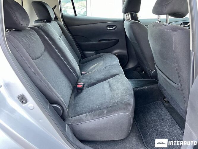 Nissan Leaf 54 interauto-car