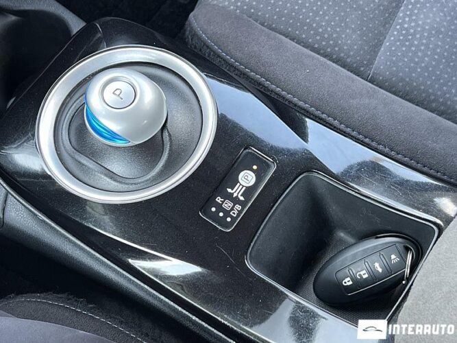 Nissan Leaf 49 interauto-car