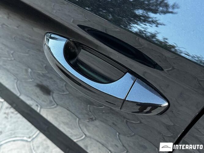 Skoda Superb 38 interauto-car